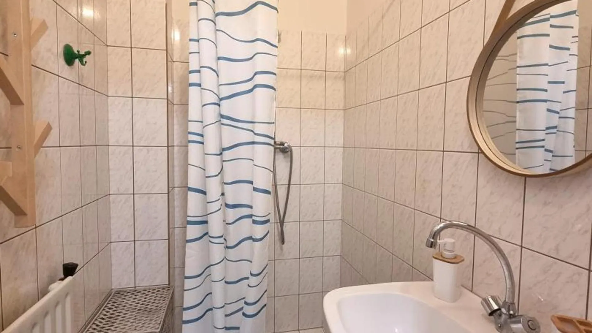 펜션 Gite 5 Chambres Avec Jardin, Terrasses Et Animaux Acceptes - Fr-1-496-326 Virigneux 프랑스
