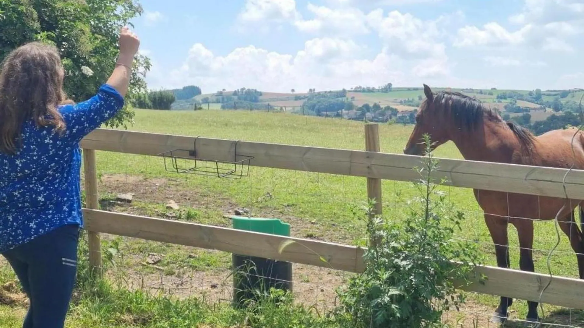 Gite 5 Chambres Avec Jardin, Terrasses Et Animaux Acceptes - Fr-1-496-326 Virigneux 프랑스